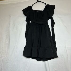 Elegant Black Dress with Ruffle Sleeves